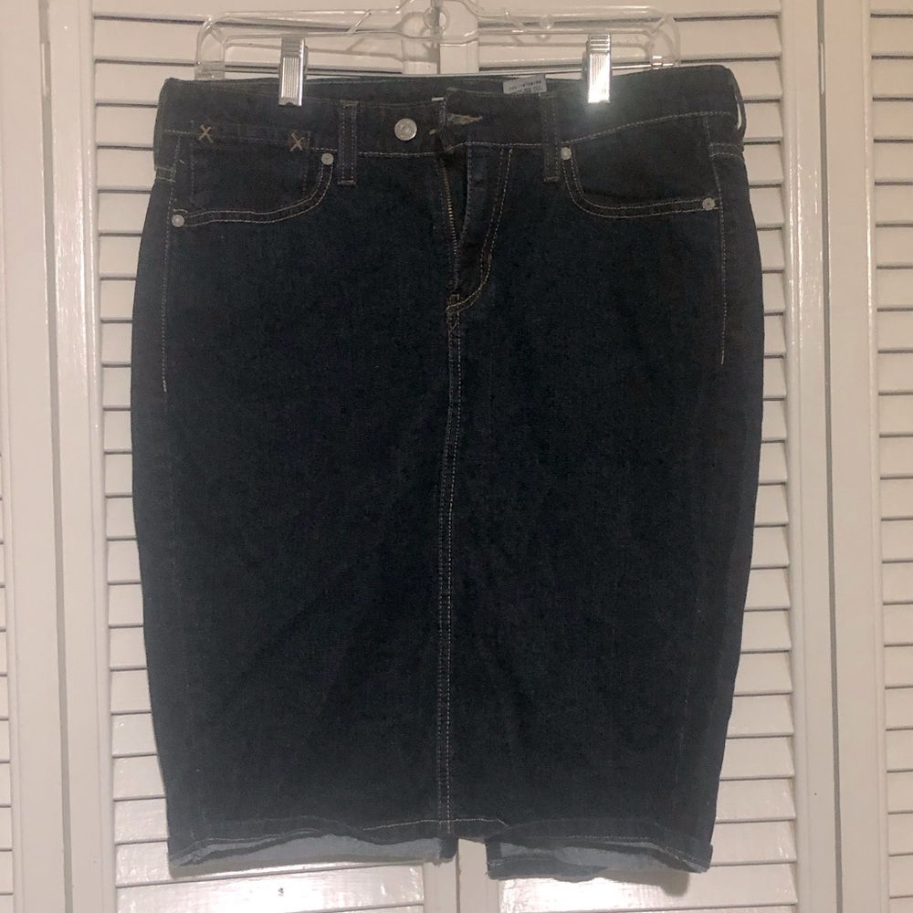 Levi Jean dark Jean skirt